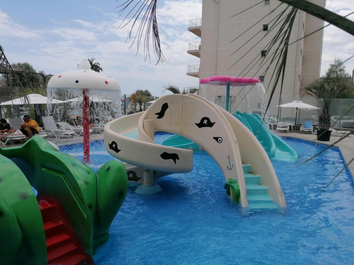 Greenview Alezzi Beach Resort Navodari Exterior photo